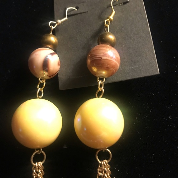 love, Savvy Handcrafted Bronze/Gold/Yellow Beads w/ Chain Statement Earrings - Picture 4 of 4